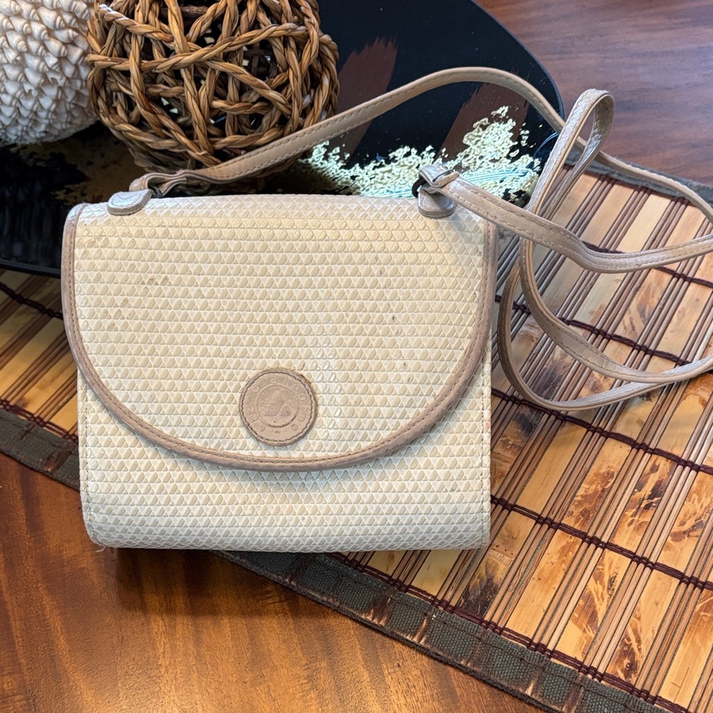 Liz Claiborne Textured Cream Crossbody Bag